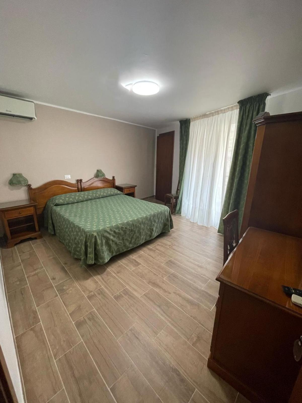 Hotel Cortese Palermo Exteriör bild